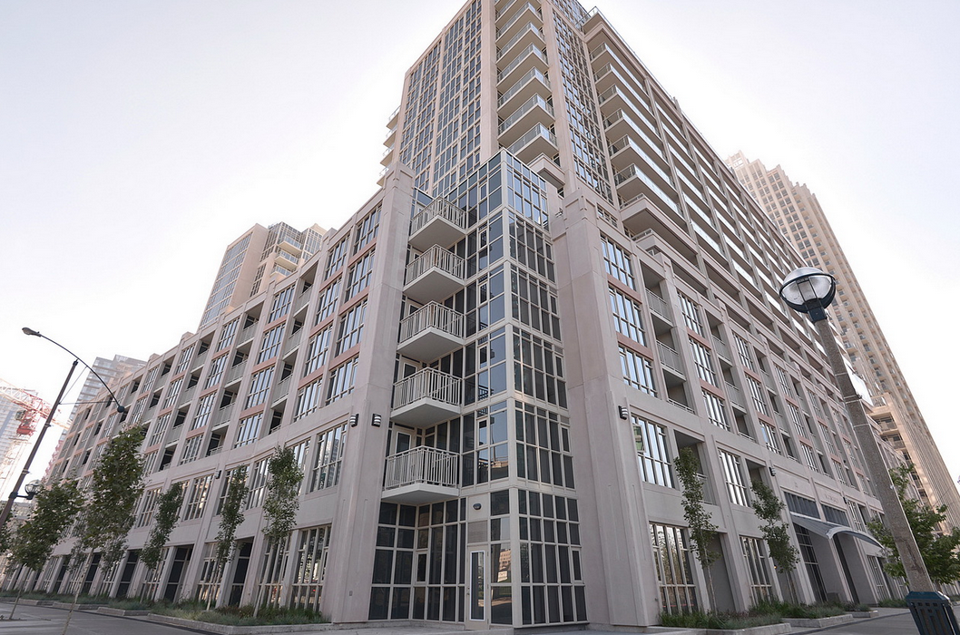 35 Bastion Street, Toronto, ON M5V 0C2