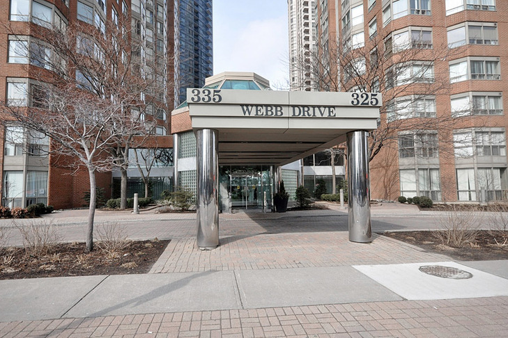 335 Webb Drive, Mississauga, ON L5B 4A1 - 2