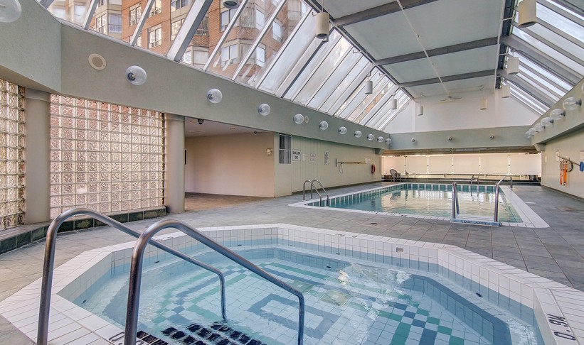 335 Webb Drive, Mississauga, ON L5B 4A1 - 6