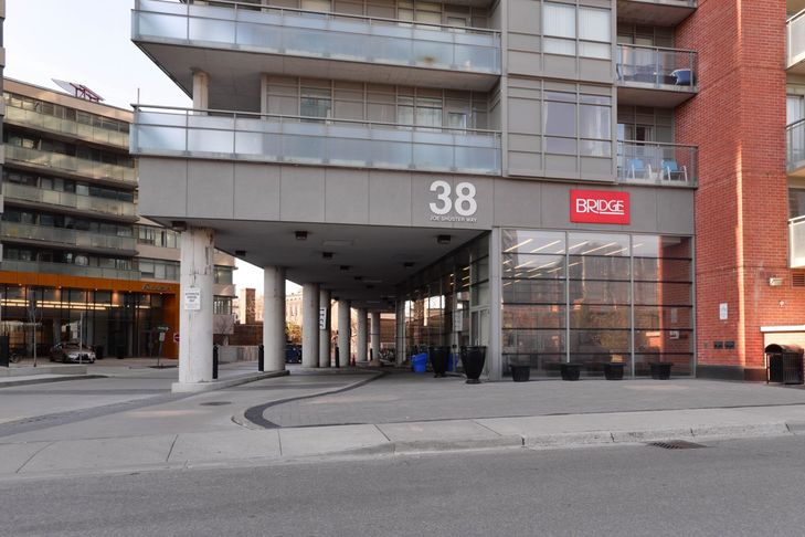 38 Joe Shuster Way, Toronto, ON M6K 0A5 - 2