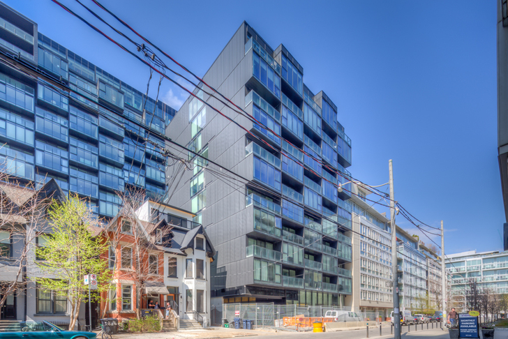 38 Stewart Street, Toronto, ON M5V 0H1