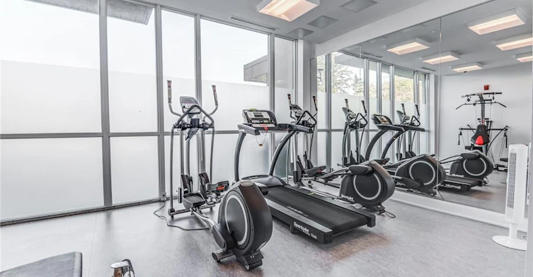 4700 Highway 7 , Vaughan, ON L4L 0B4 - 3