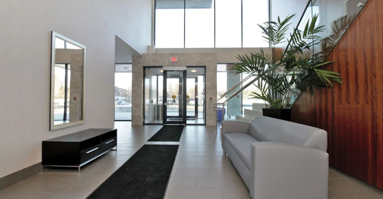 4700 Highway 7 , Vaughan, ON L4L 0B4 - 2