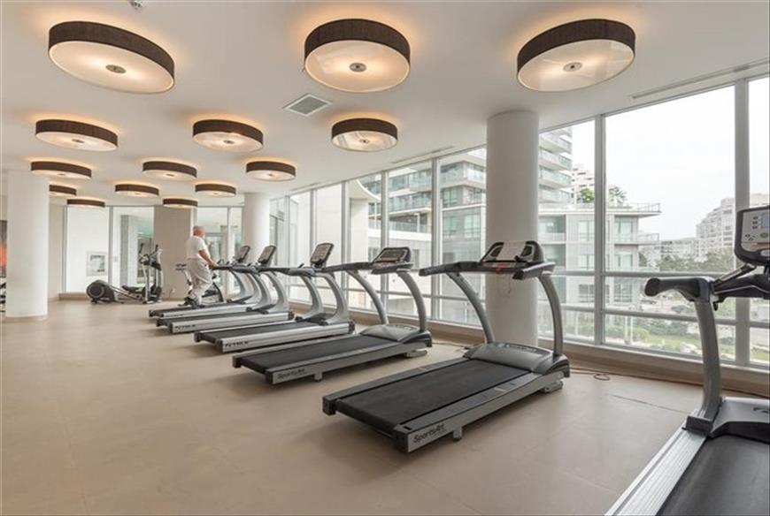 2230 Lake Shore Boulevard West, Toronto, ON M8V 0B2 - 2