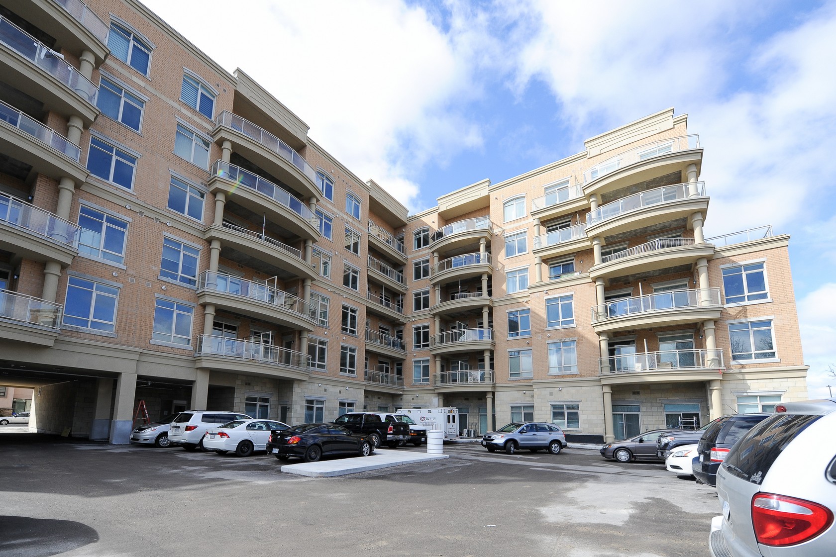 15277 Yonge Street, Aurora, ON L4G 1Y3 - 4