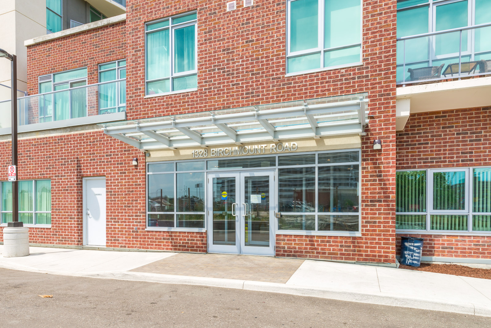 1328 Birchmount Road, Toronto, ON M1R 0B6 - 2