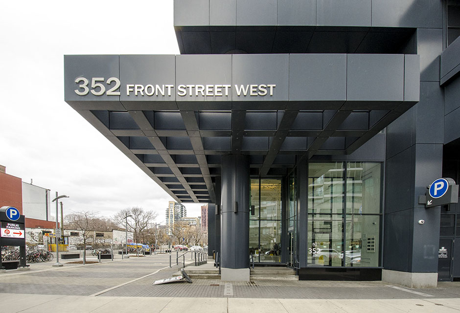 352 Front Street West, Toronto, ON M5V 0K3 - 2