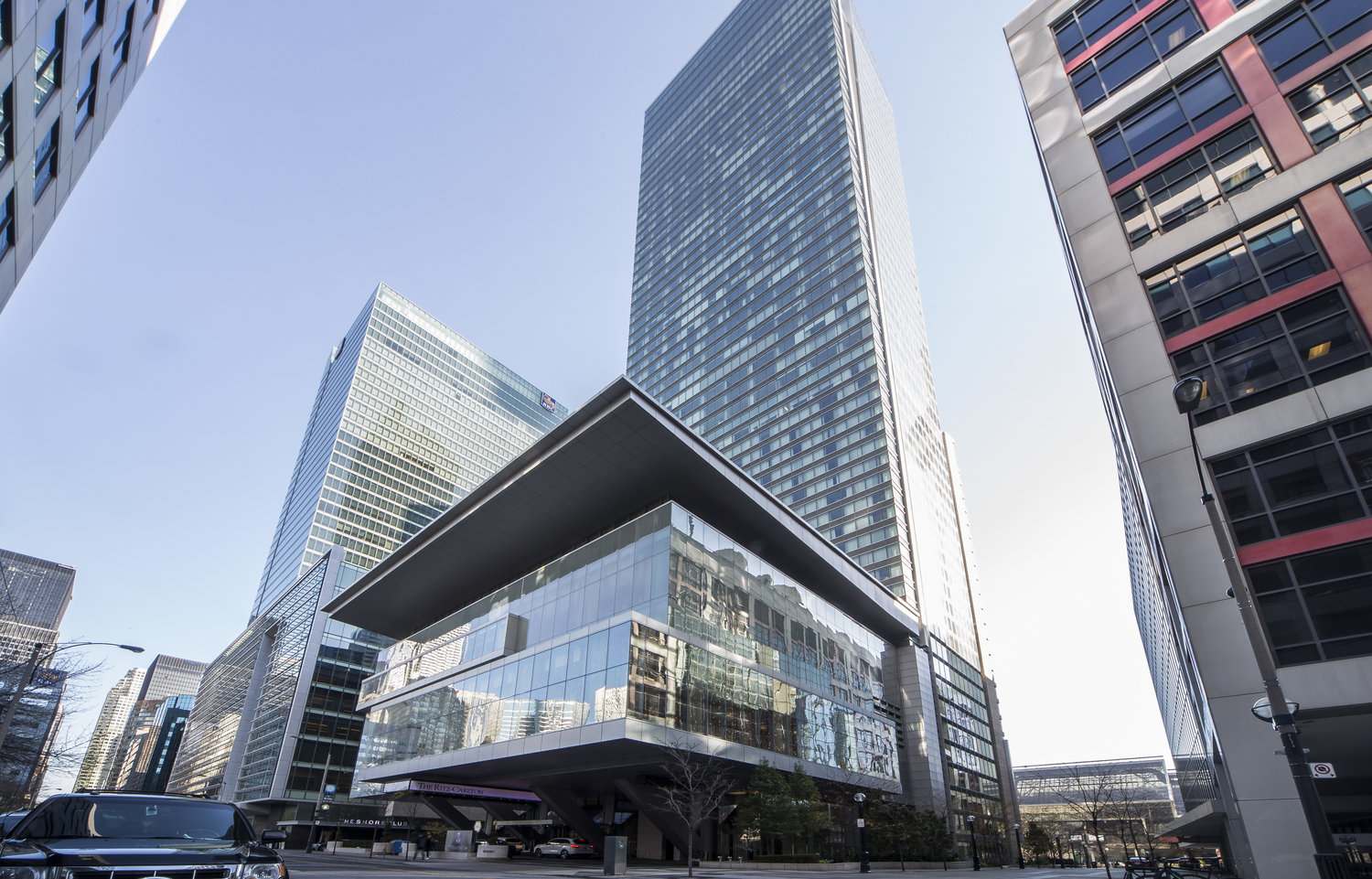 183 Wellington Street West, Toronto, ON M5V 0A1