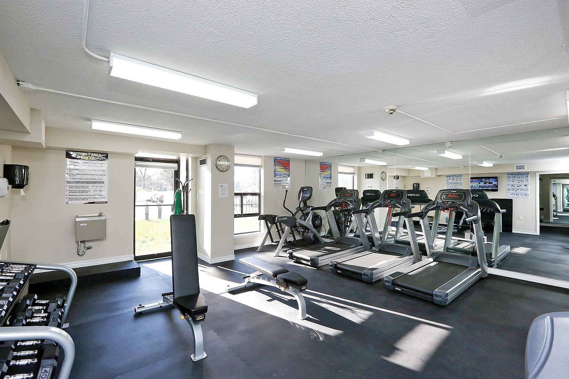 18 Knightsbridge Road, Brampton, ON L6T 3X5 - 8