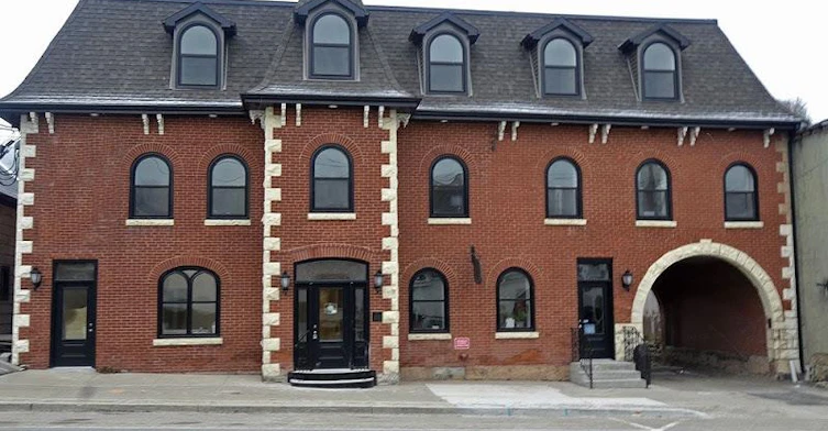 109 Trafalgar Road North, Erin, ON N0B 1Z0