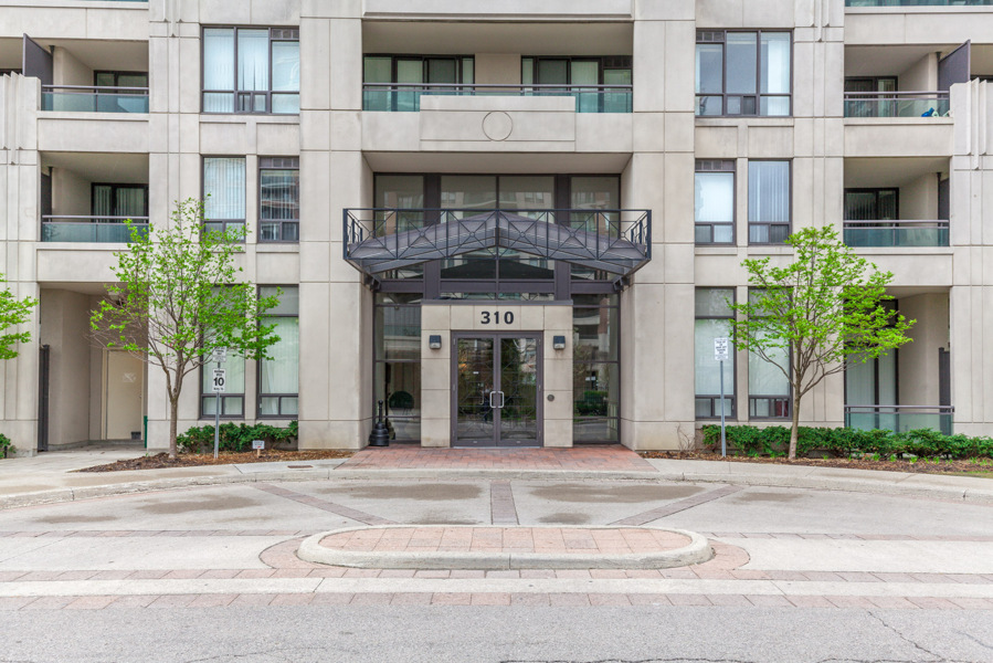 310 Red Maple Road, Richmond Hill, ON L4C 0T7 - 4