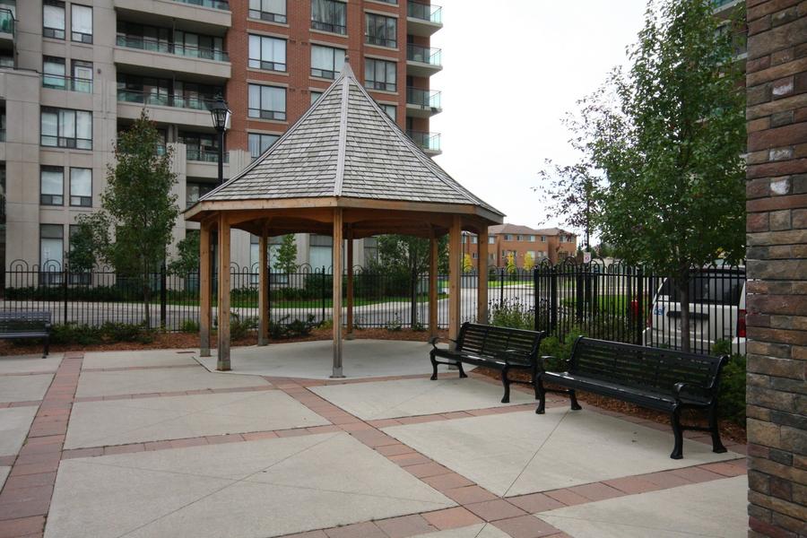310 Red Maple Road, Richmond Hill, ON L4C 0T7 - 6