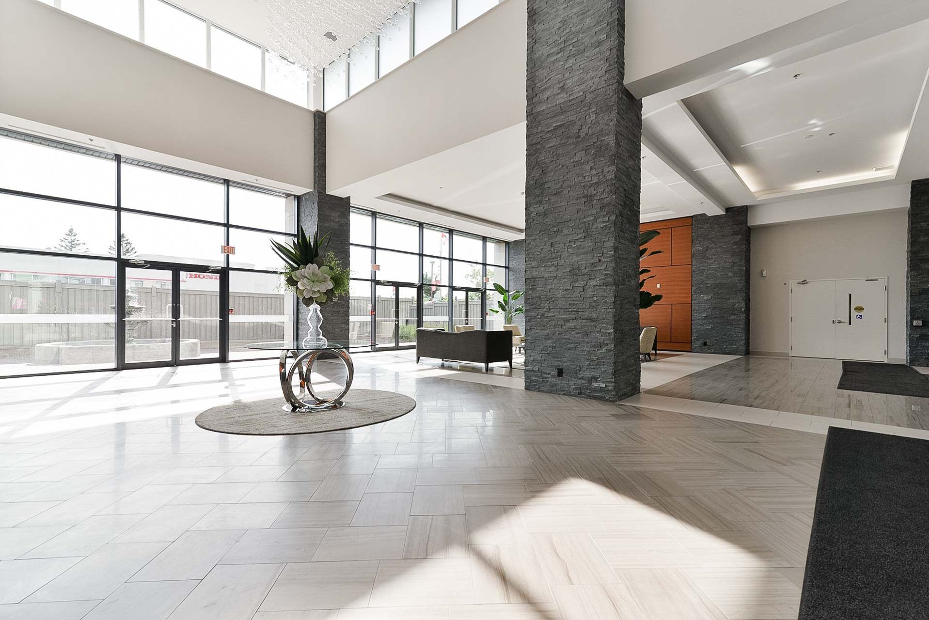 12 Woodstream Boulevard, Vaughan, ON L4L 8C3 - 7