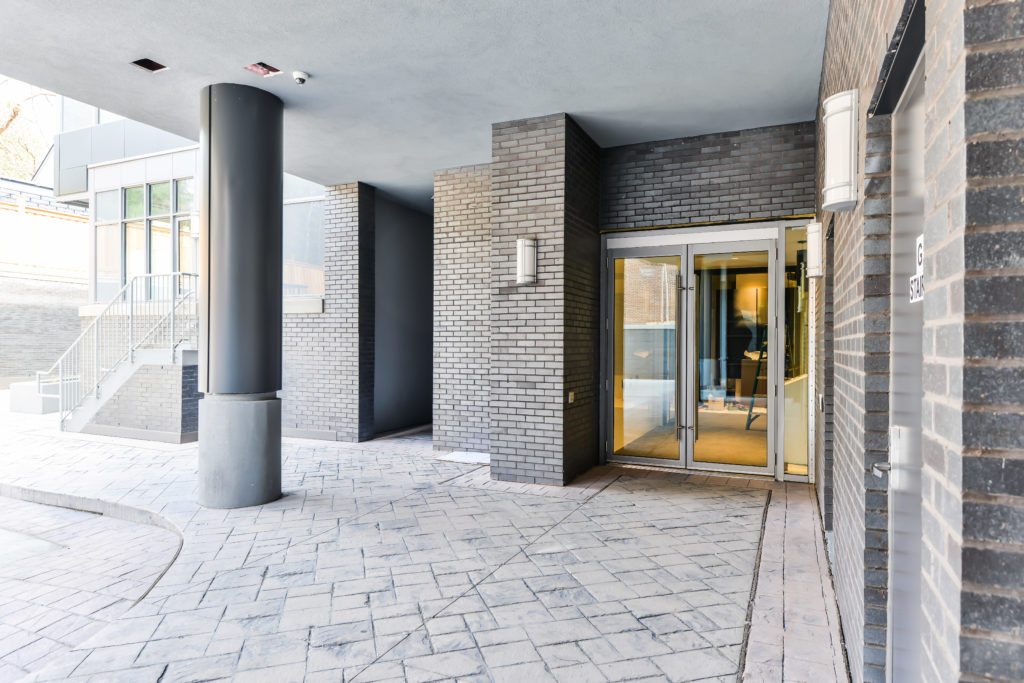 6 Parkwood Avenue, Toronto, ON M4V 0A3 - 3