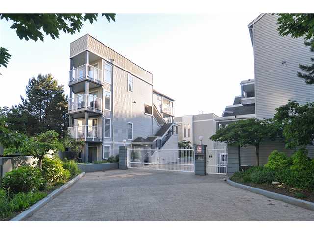 7345 Sandborne Avenue, Burnaby, BC V3N 4W6