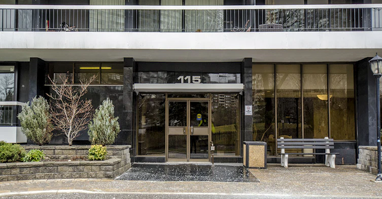 115 Antibes Drive, Toronto, ON M2R 2Y9 - 3