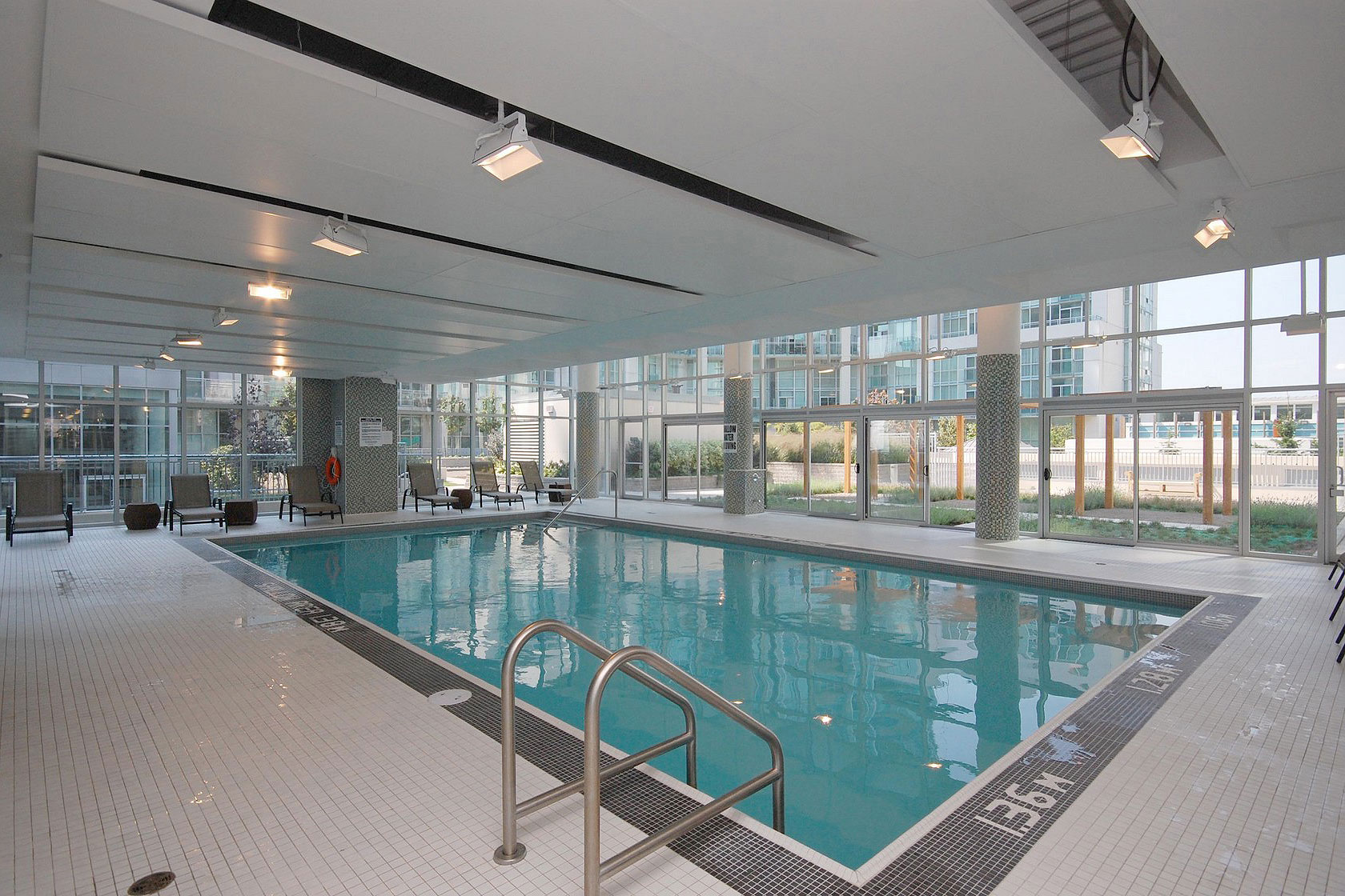 225 Webb Drive, Mississauga, ON L5B 4P2 - 5