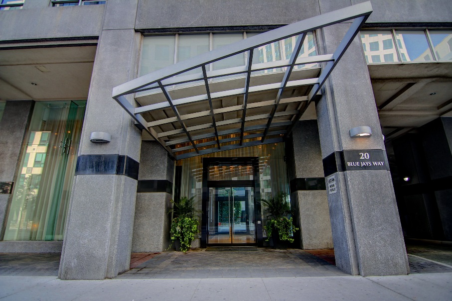 20 Blue Jays Way, Toronto, ON M5V 3W6 - 4