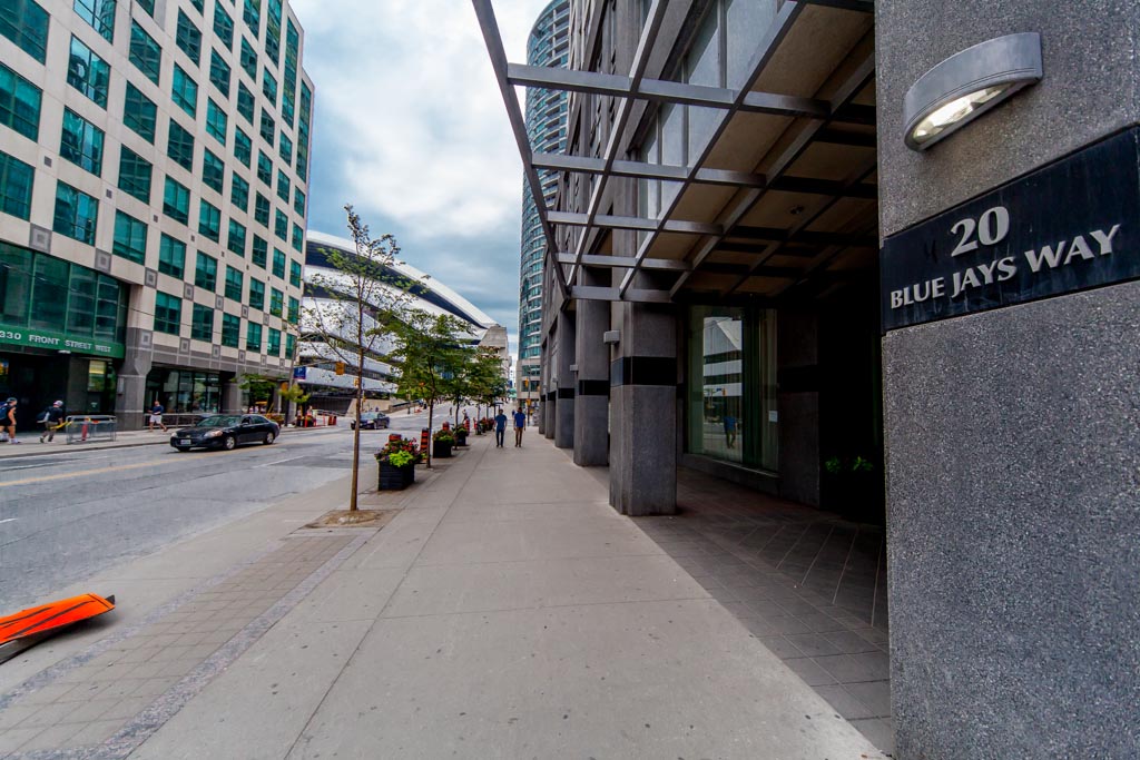 20 Blue Jays Way, Toronto, ON M5V 3W6 - 3