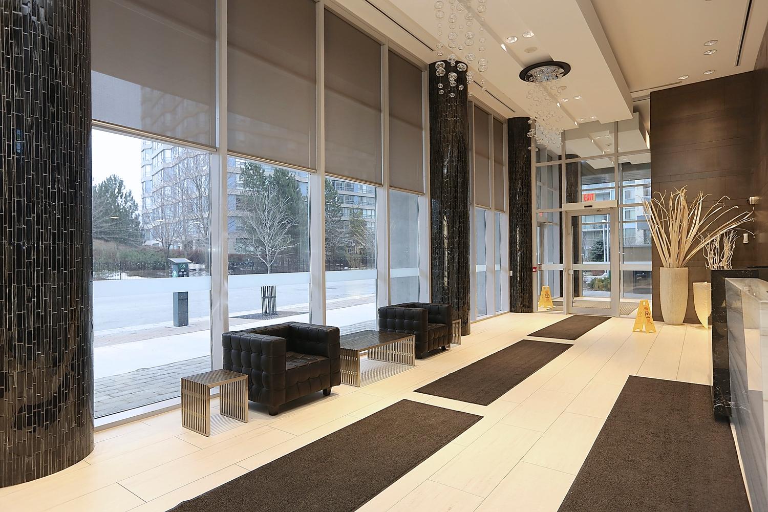 223 Webb Drive, Mississauga, ON L5B 0E8 - 5