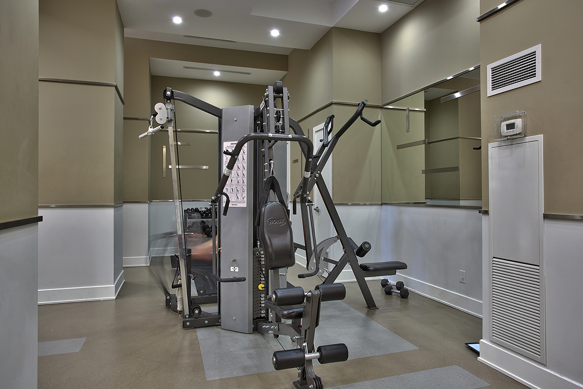 330 Burnhamthorpe Road West, Mississauga, ON L5B 0E1 - 7