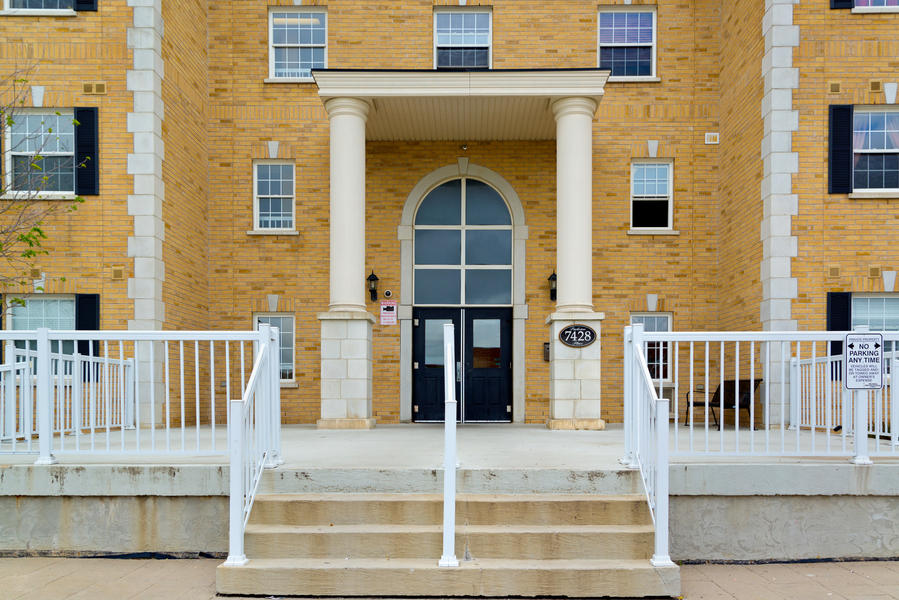7428 Markham Road, Markham, ON L3S 4V6 - 3