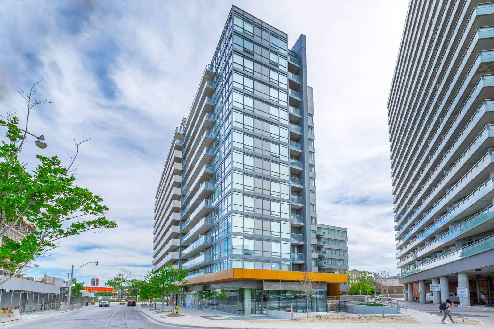 20 Joe Shuster Way, Toronto, ON M6K 0A3