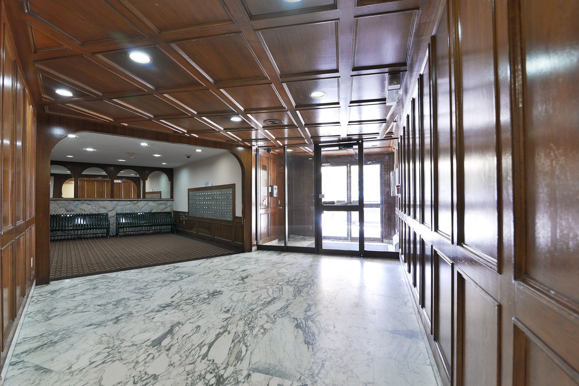 3577 Derry Road East, Mississauga, ON L4T 1B3 - 7