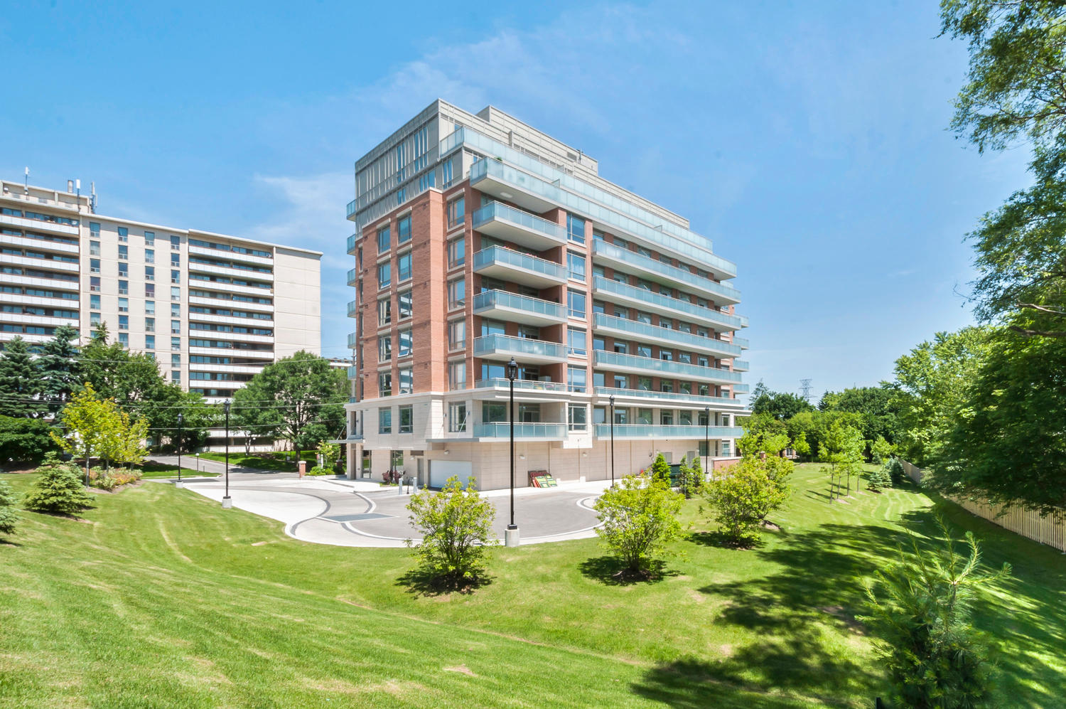 17 Ruddington Drive, Toronto, ON M2K 2G6