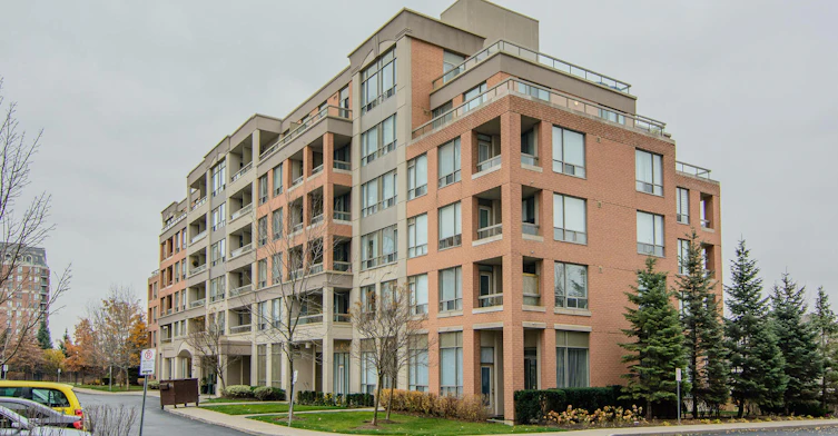 19 Northern Heights Drive, Richmond Hill, ON L4B 4M5