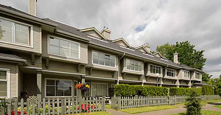 5988 Hastings Street, Burnaby, BC V5B 1R6