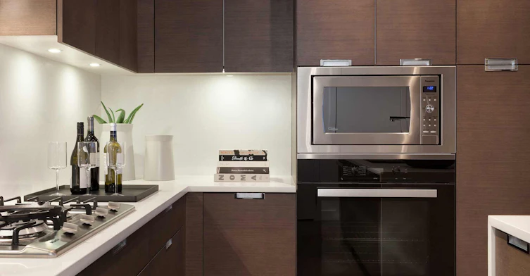 6318 Cambie Street, Vancouver, BC V5Z 3B4 - 4