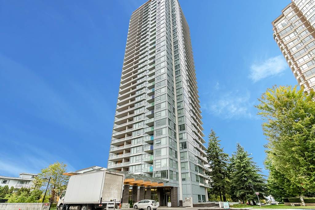 5883 Barker Avenue, Burnaby, BC V5H 2M8