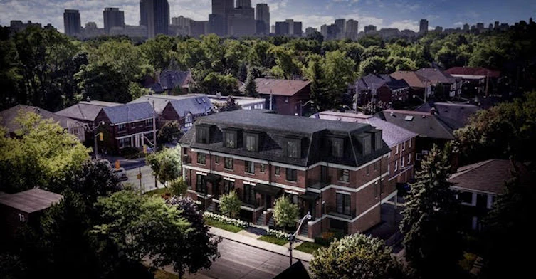 1240 Avenue Road, Toronto, ON M5N 2G6