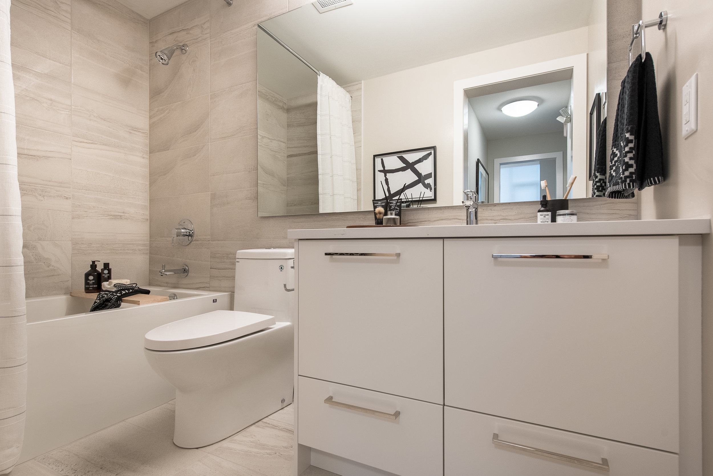 8725 University Crescent , Burnaby, BC V5A 4X9 - 14