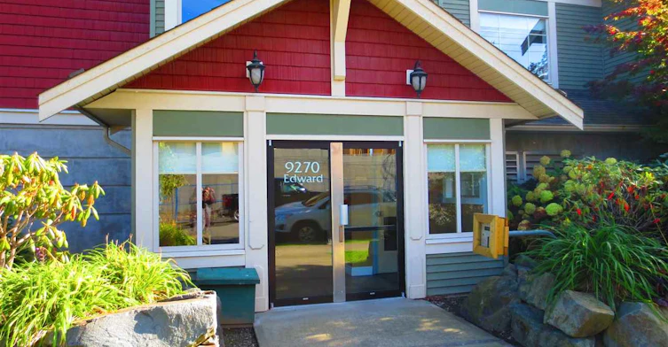 9270 Edward Street, Chilliwack, BC V2P 4C4