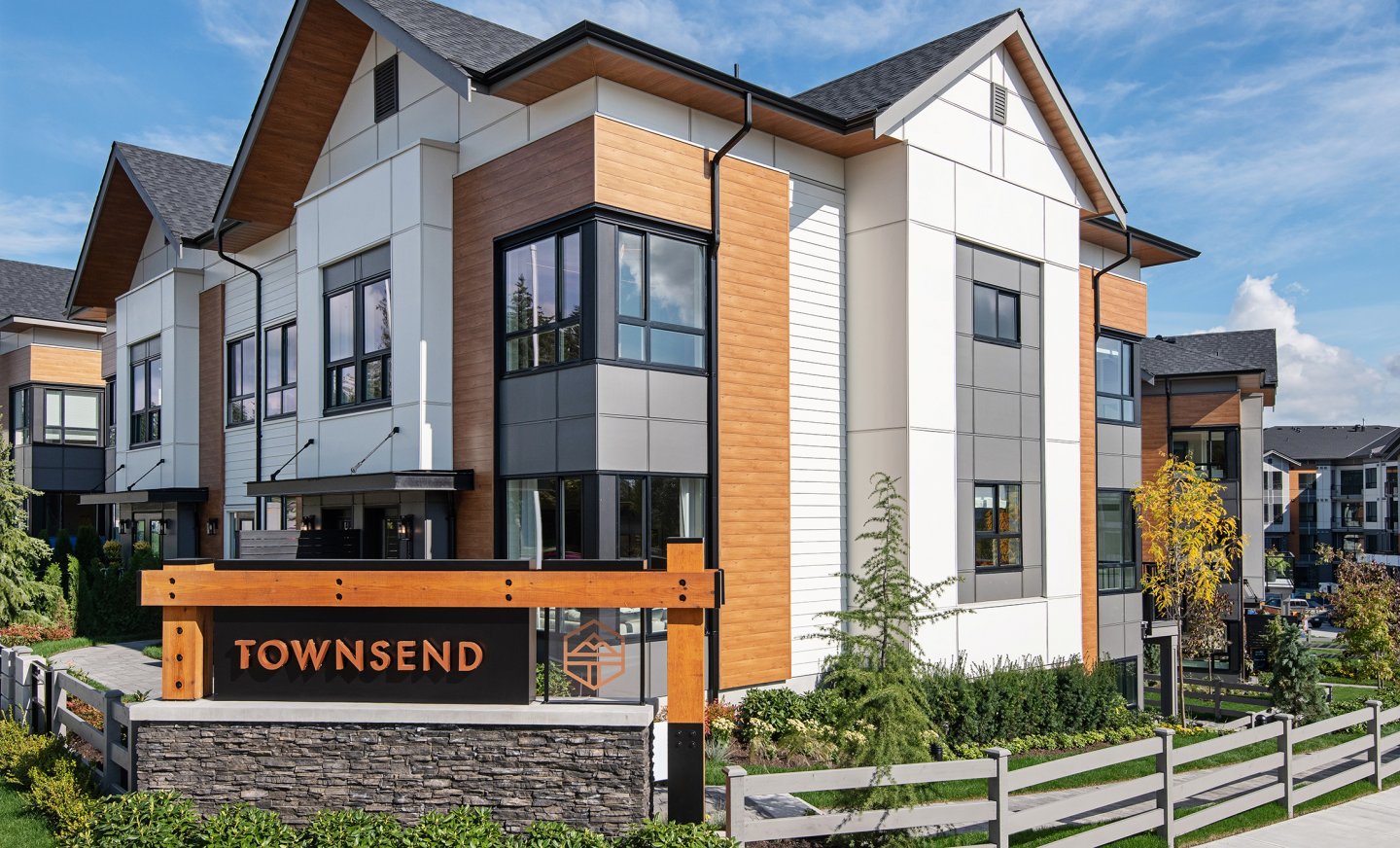 15111 Edmund Drive, Surrey, BC V3S 9A5 - 2
