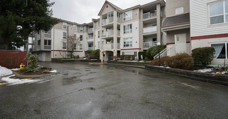 9165 Broadway, Chilliwack, BC V2P 7Z8