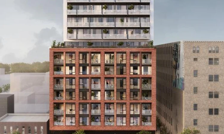 170 Spadina Ave