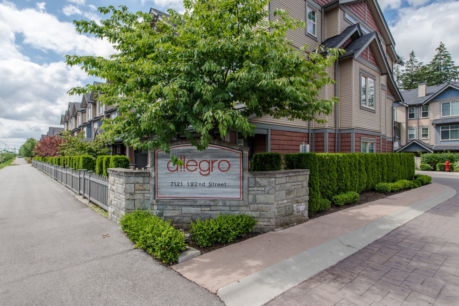 7121 192 Street, Surrey, BC V4N 6K6