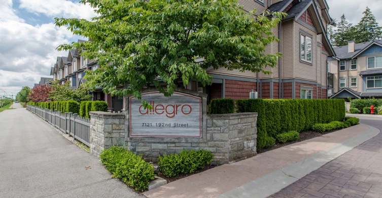 7121 192 Street, Surrey, BC V4N 6K6
