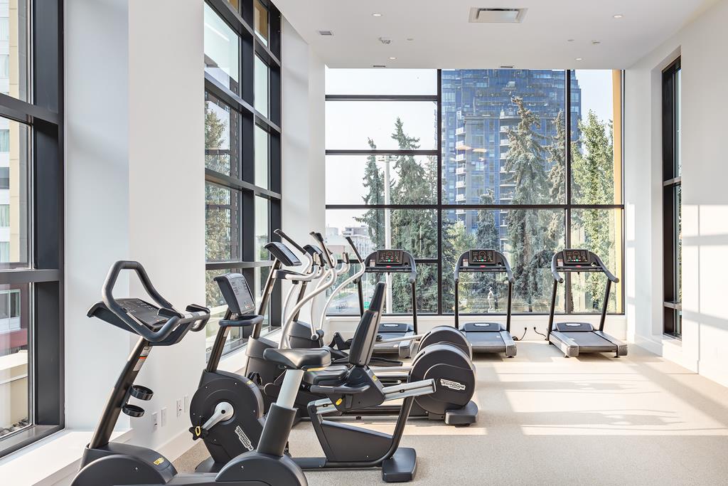 310 Southwest 12 Avenue, Calgary, AB T2R 0H2 - 10