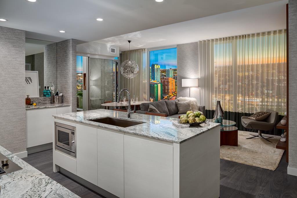 310 Southwest 12 Avenue, Calgary, AB T2R 0H2 - 14