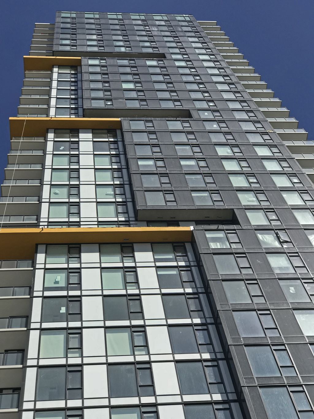 310 Southwest 12 Avenue, Calgary, AB T2R 0H2 - 2