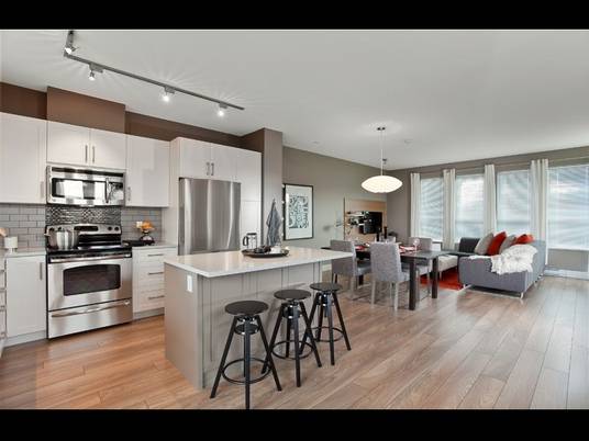 19477 72a Avenue, Surrey, BC V4N 6M2 - 17