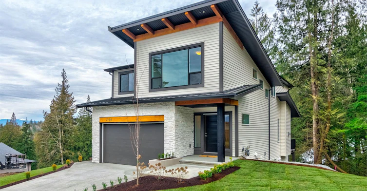 Tahoma Place, Chilliwack, BC - 2