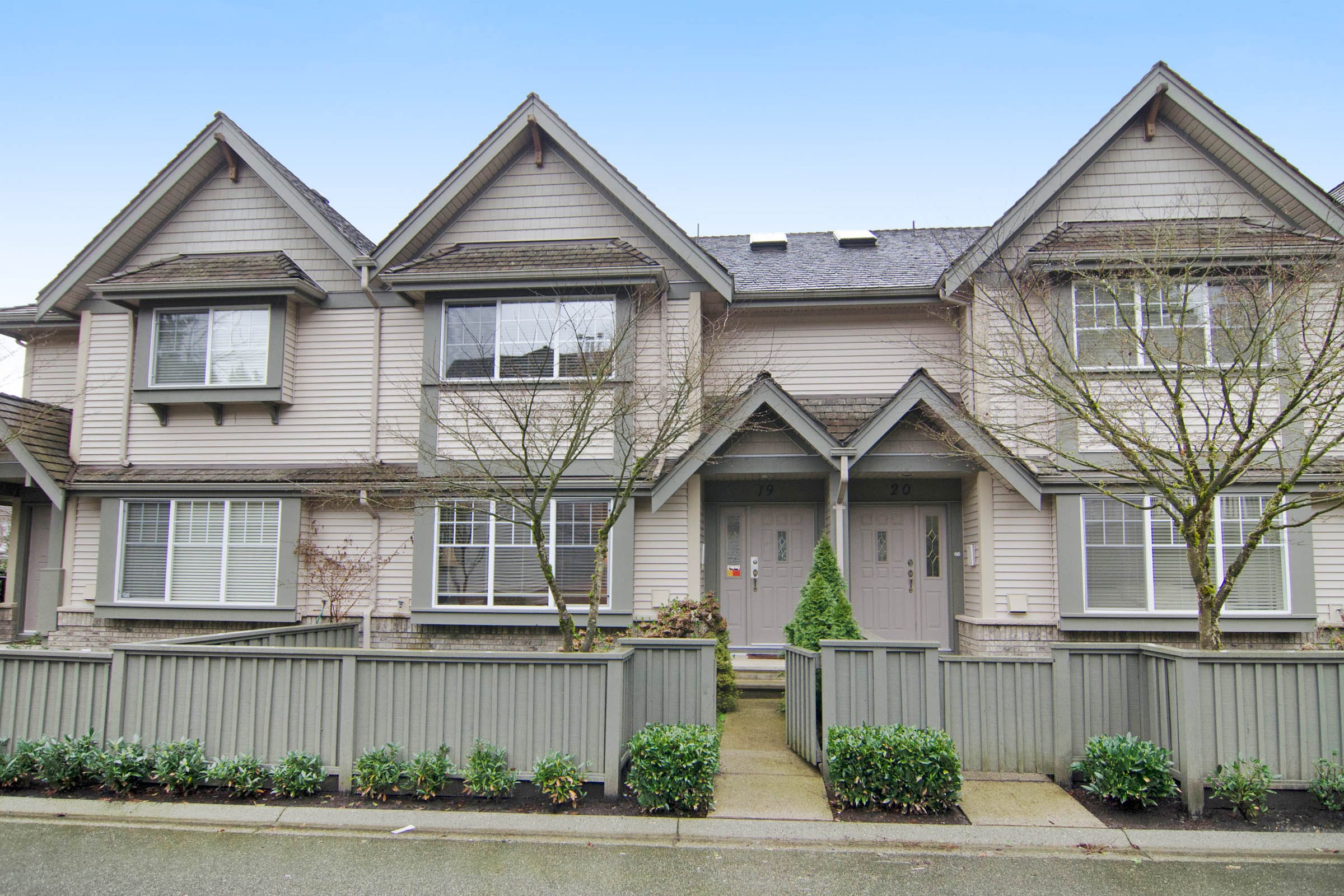 3300 Plateau Blvd, Coquitlam, BC V3E 3L6