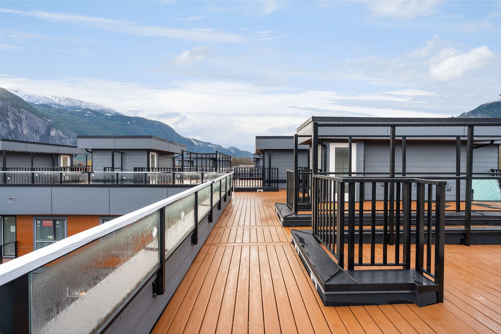 37803 Third Avenue, Squamish, BC V8B 1B9 - 8