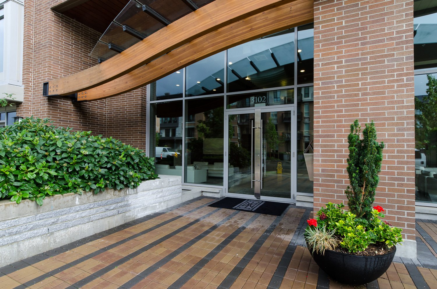3102 Windsor Gate, Coquitlam, BC V3B 0J3 - 5