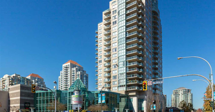 612 Sixth Street, New Westminster, BC V3L 5V2